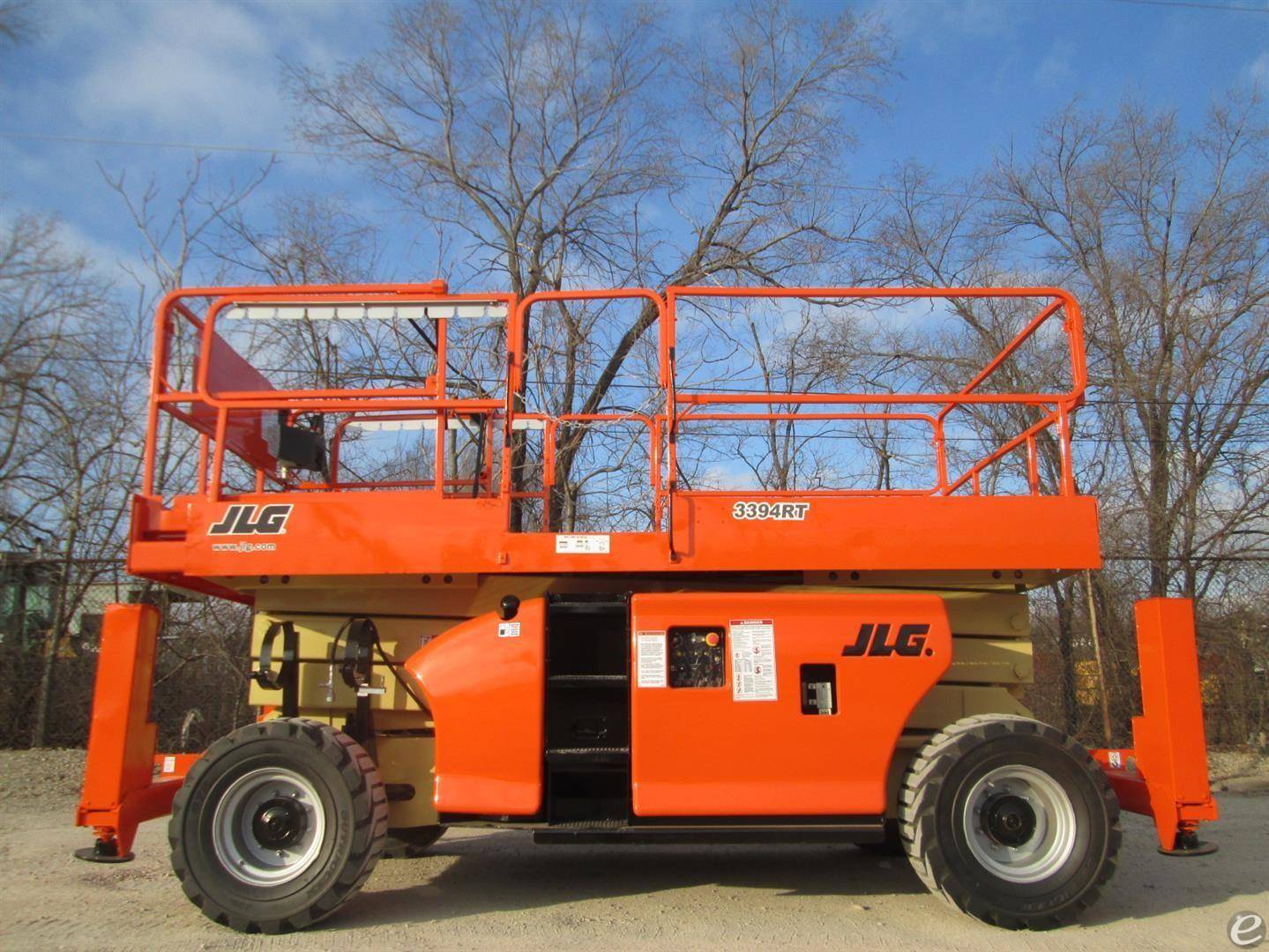 2014 JLG 3394RT Diesel Scissor Lift...