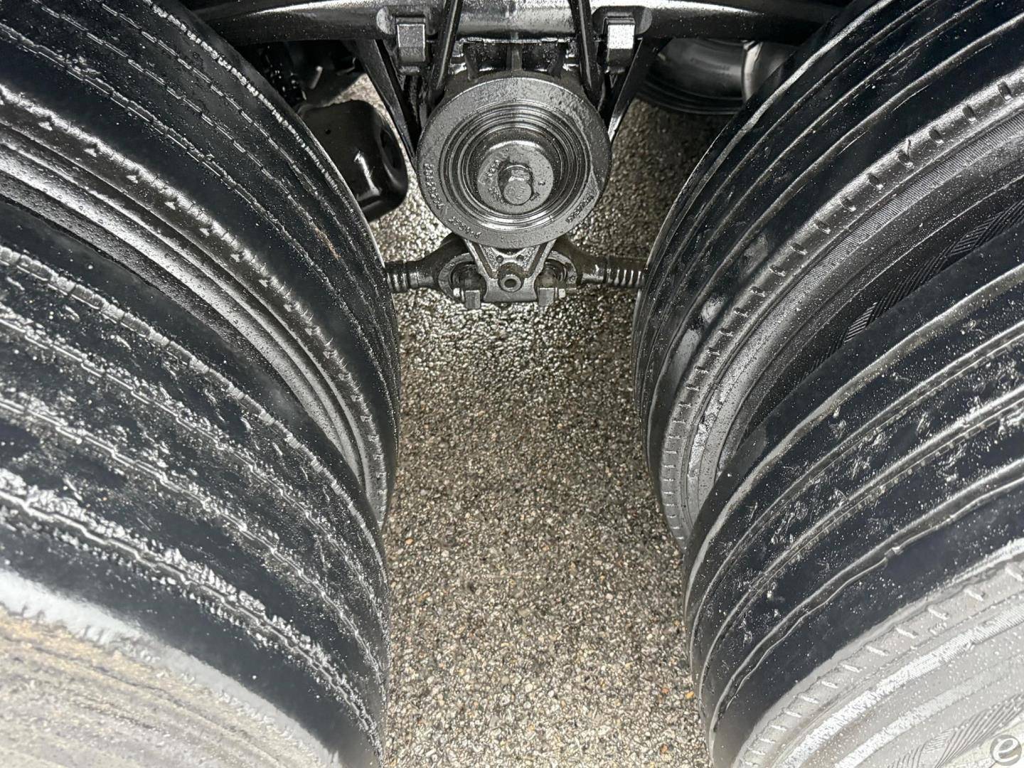 2022 Volvo VHD84F200