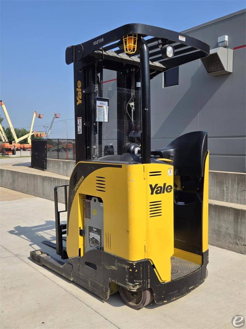 2018 Yale NDR035EB Electric Reach Truck - 123Forklift