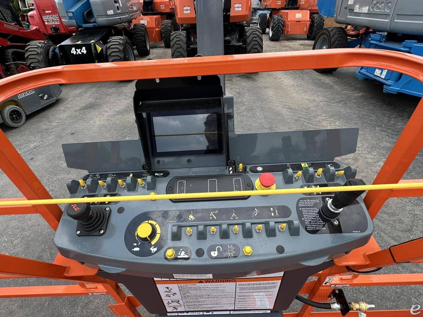 2025 JLG 1500AJP