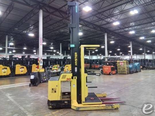 2017 Hyster R30XMA3 Electric Order Picker - 123Forklift