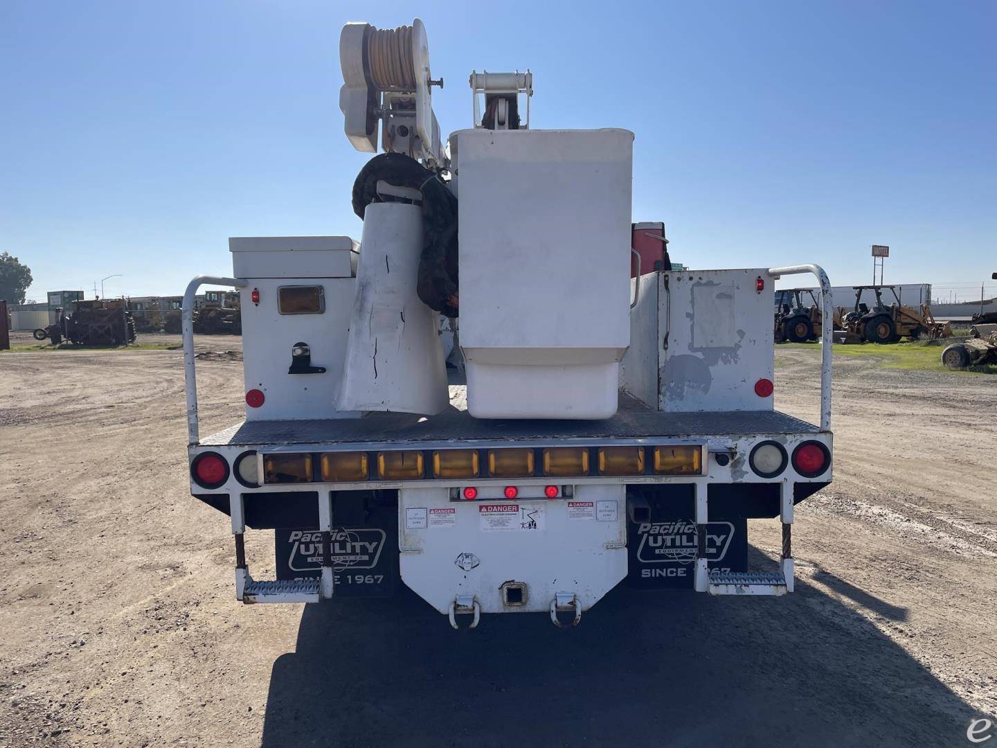 2001 International 4700