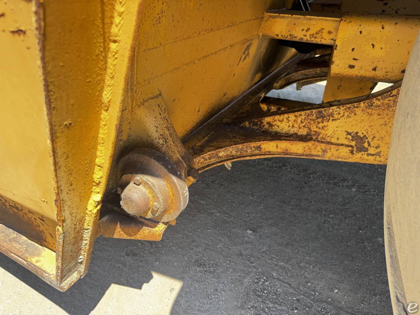 1984 Cat 615