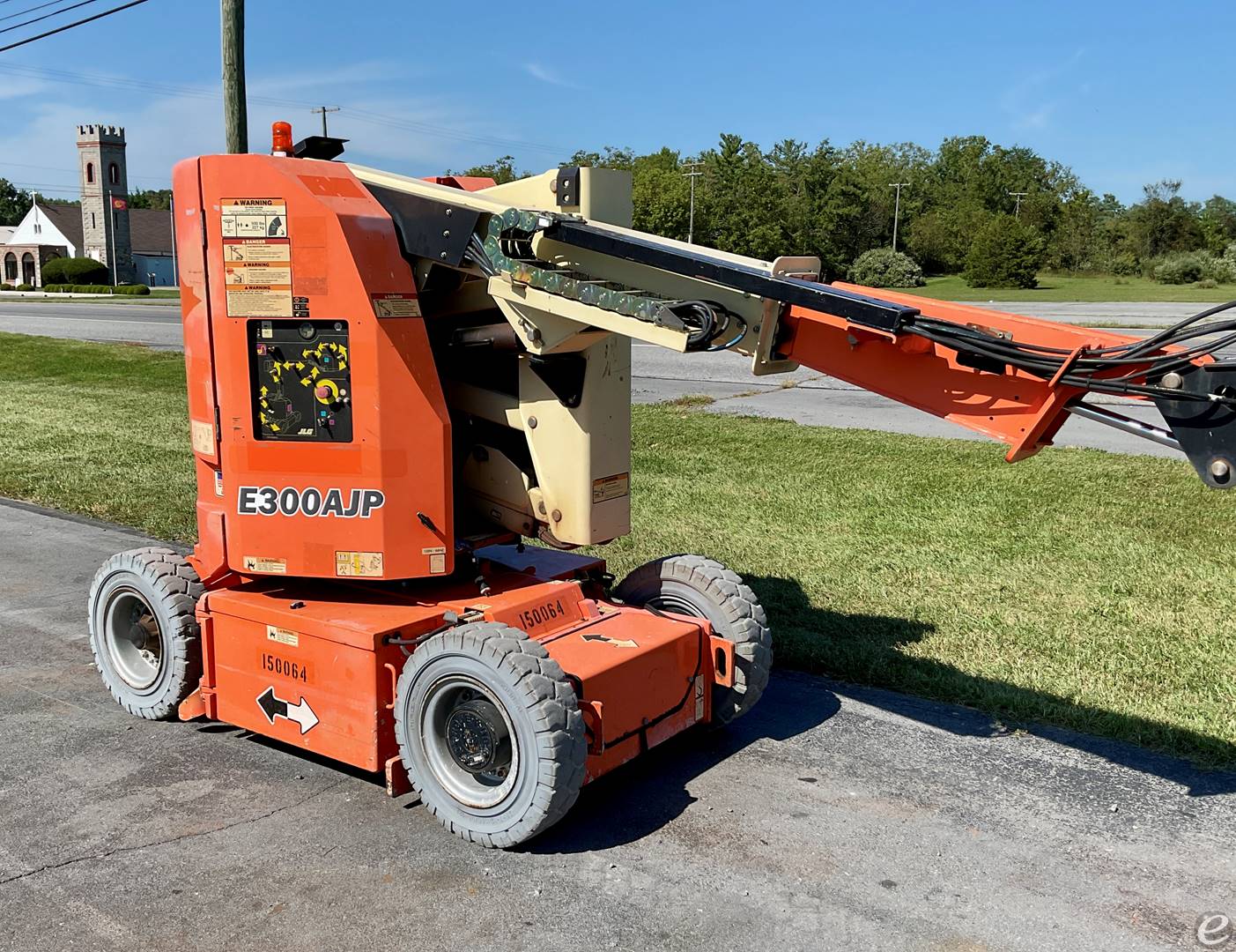 2015 JLG E300AJP