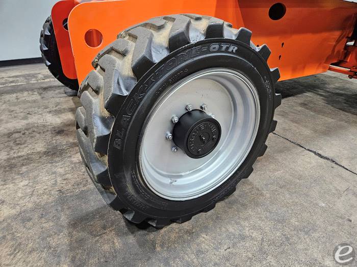 2013 JLG 600S