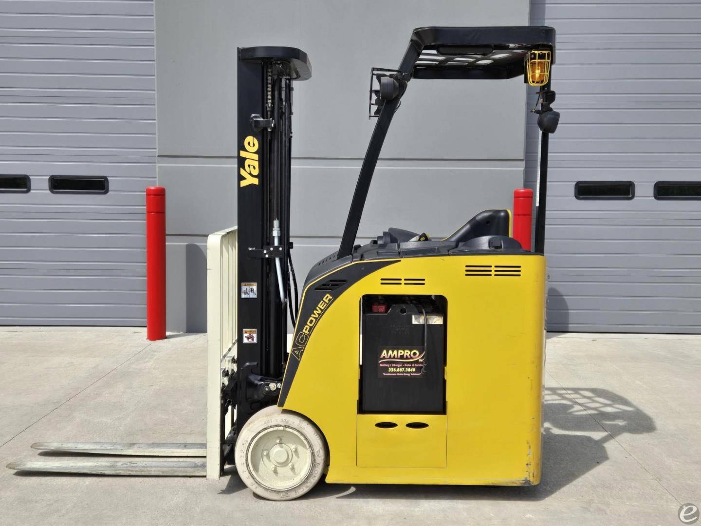 2021 Yale ESC030AD Electric Forklif...