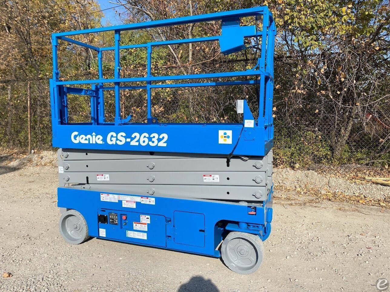 2014 Genie GS2632 Electric Scissor Lift - 123Forklift