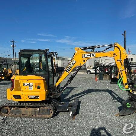 2022 JCB 35Z