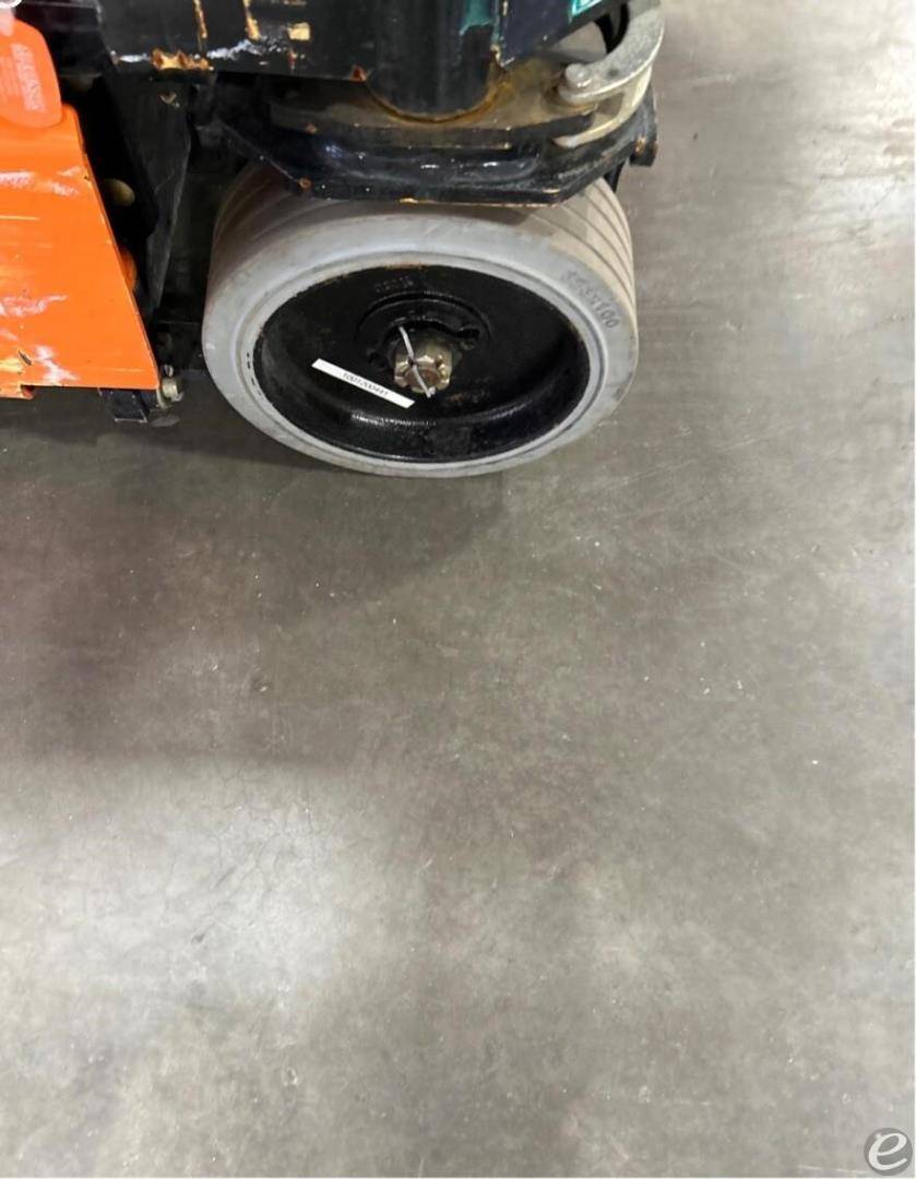 2021 JLG R1932i