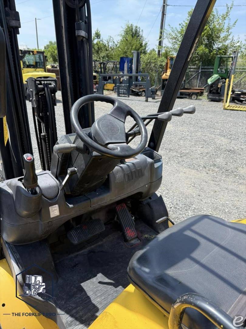 2018 Yale GLP050MX