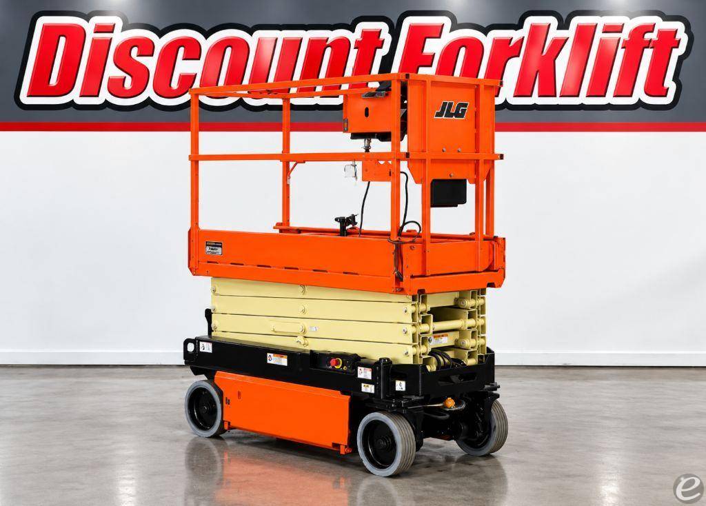 2018 JLG 1932R