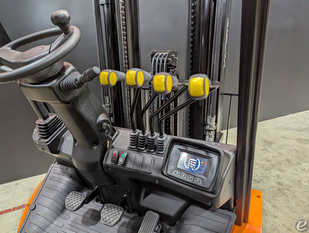 2026 Viper Lift Trucks FY25F