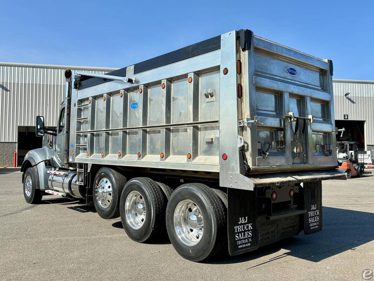 2020 Kenworth W990