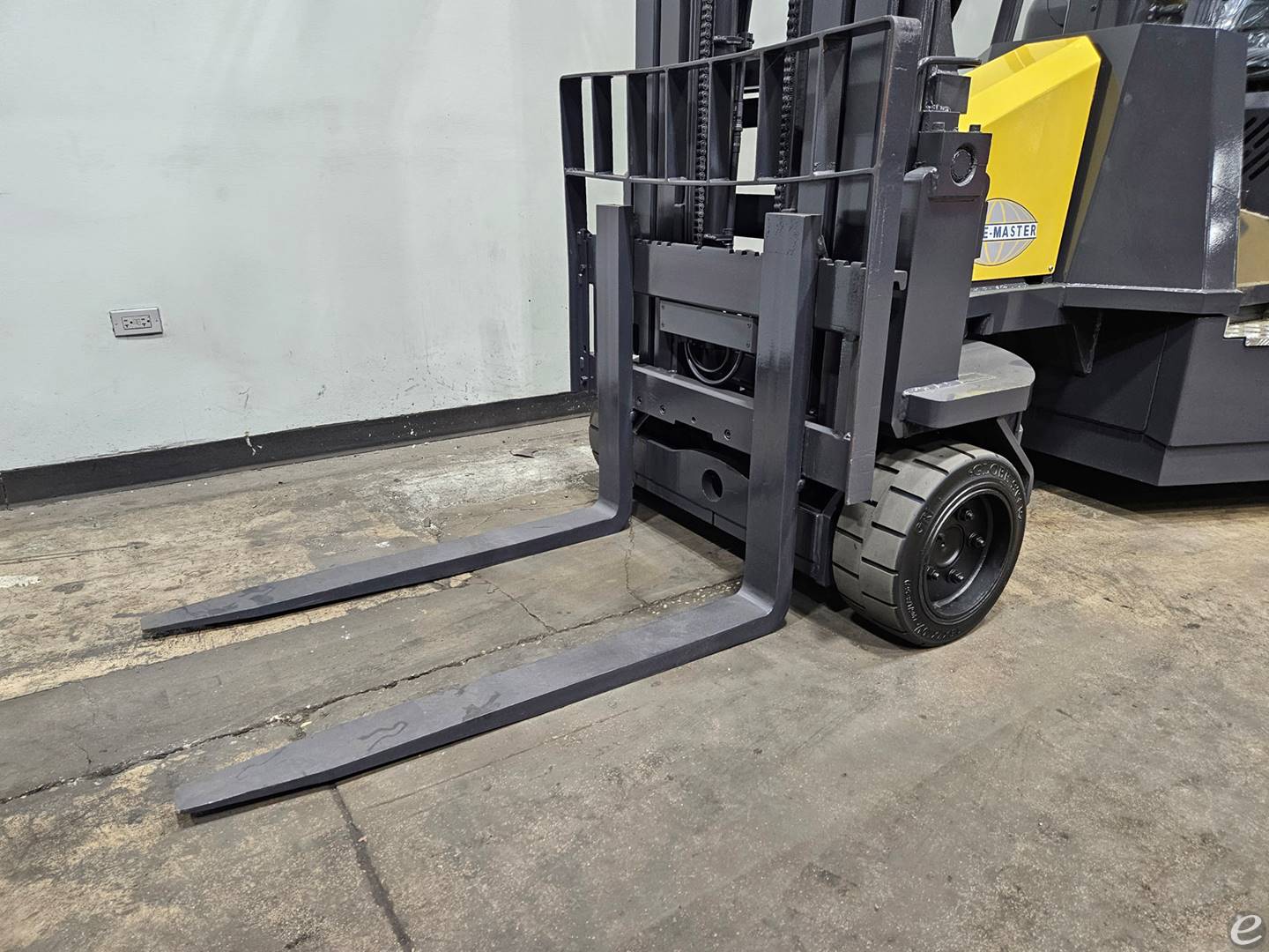 2019 Aisle-Master 44S