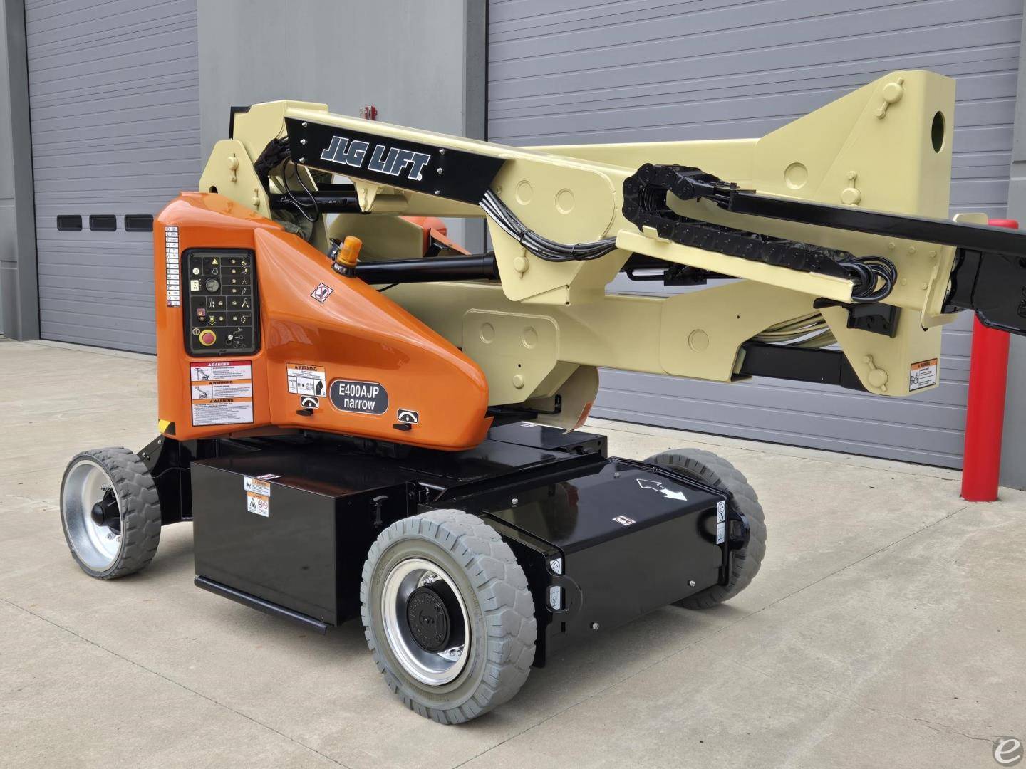 2016 JLG E400AJPN