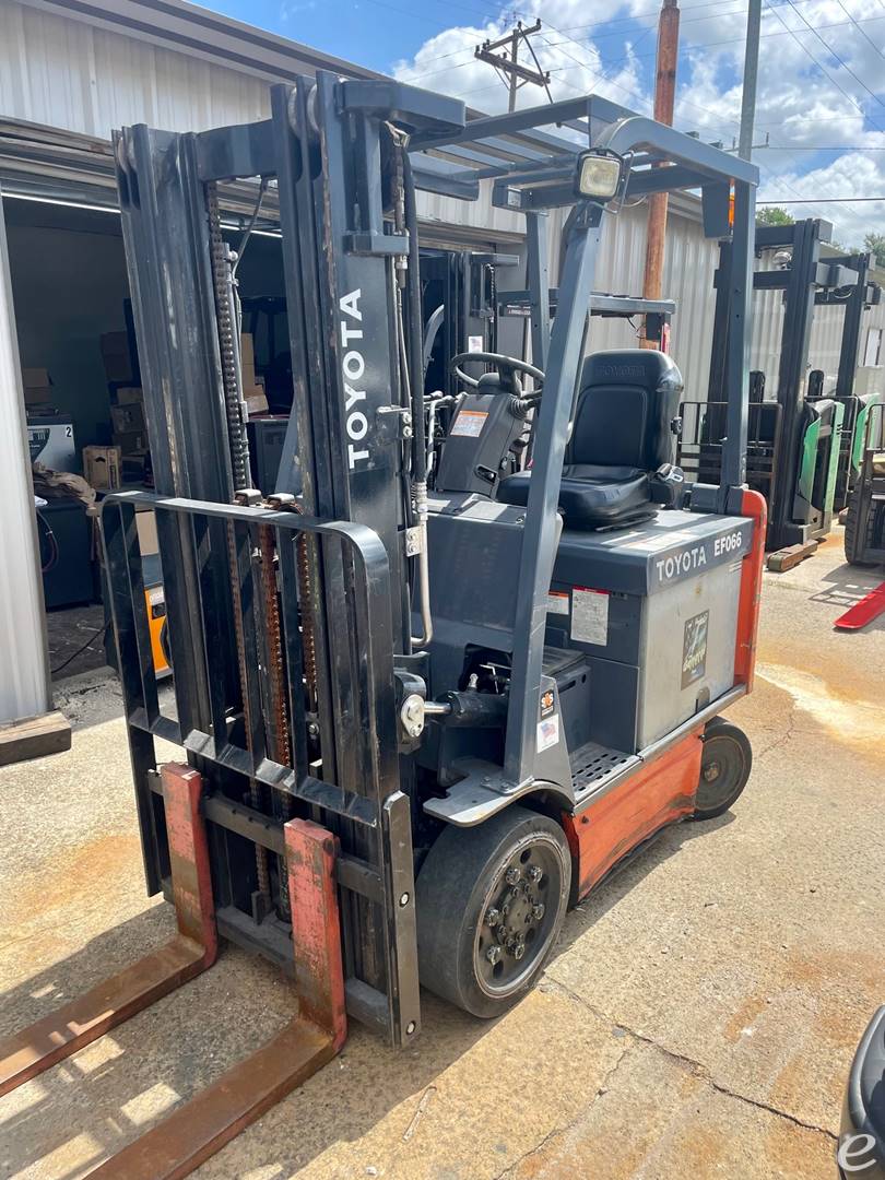 2013 Toyota 8FBCU25 Electric Forklift - 123Forklift