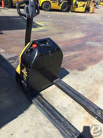 2017 Big Joe D40-27X48 Electric For...