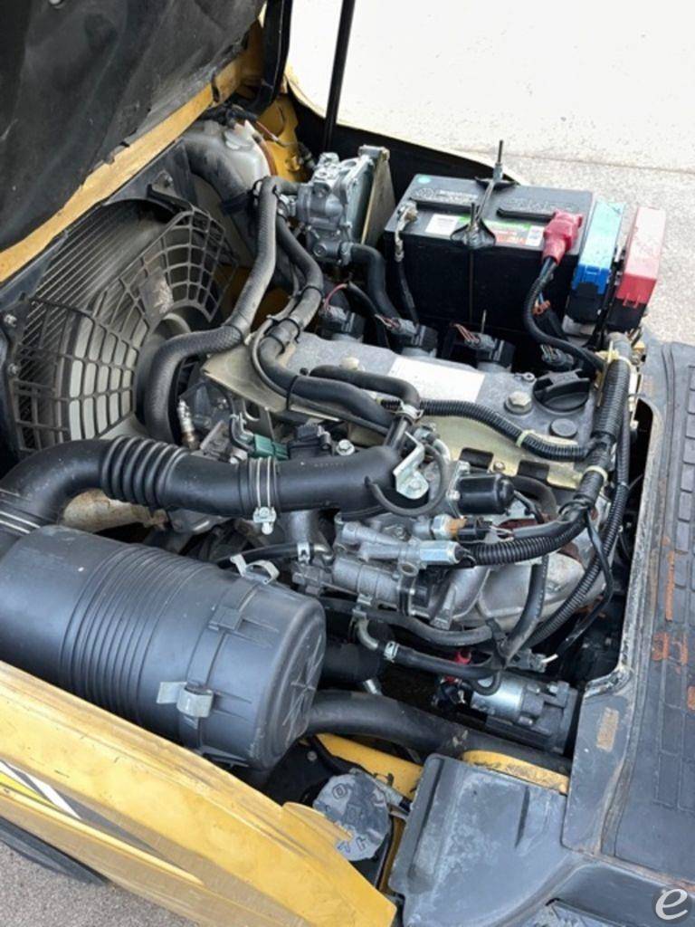 2012 Cat 2C6000