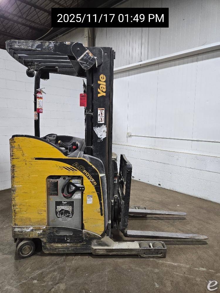 2018 Yale NR045EB