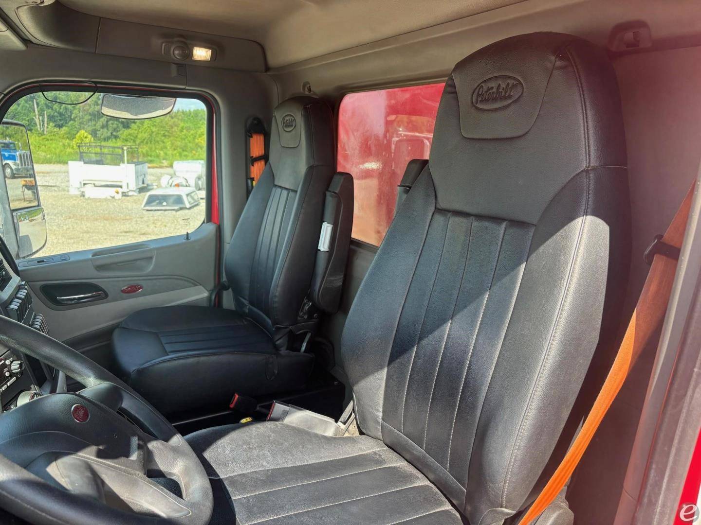 2022 Peterbilt 567