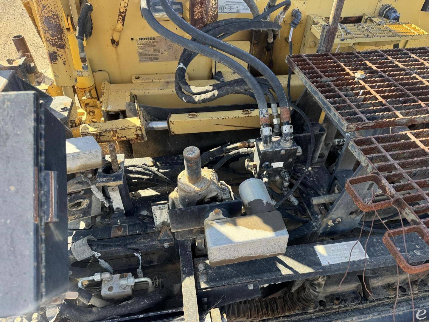 2003 Cat AP-1055B