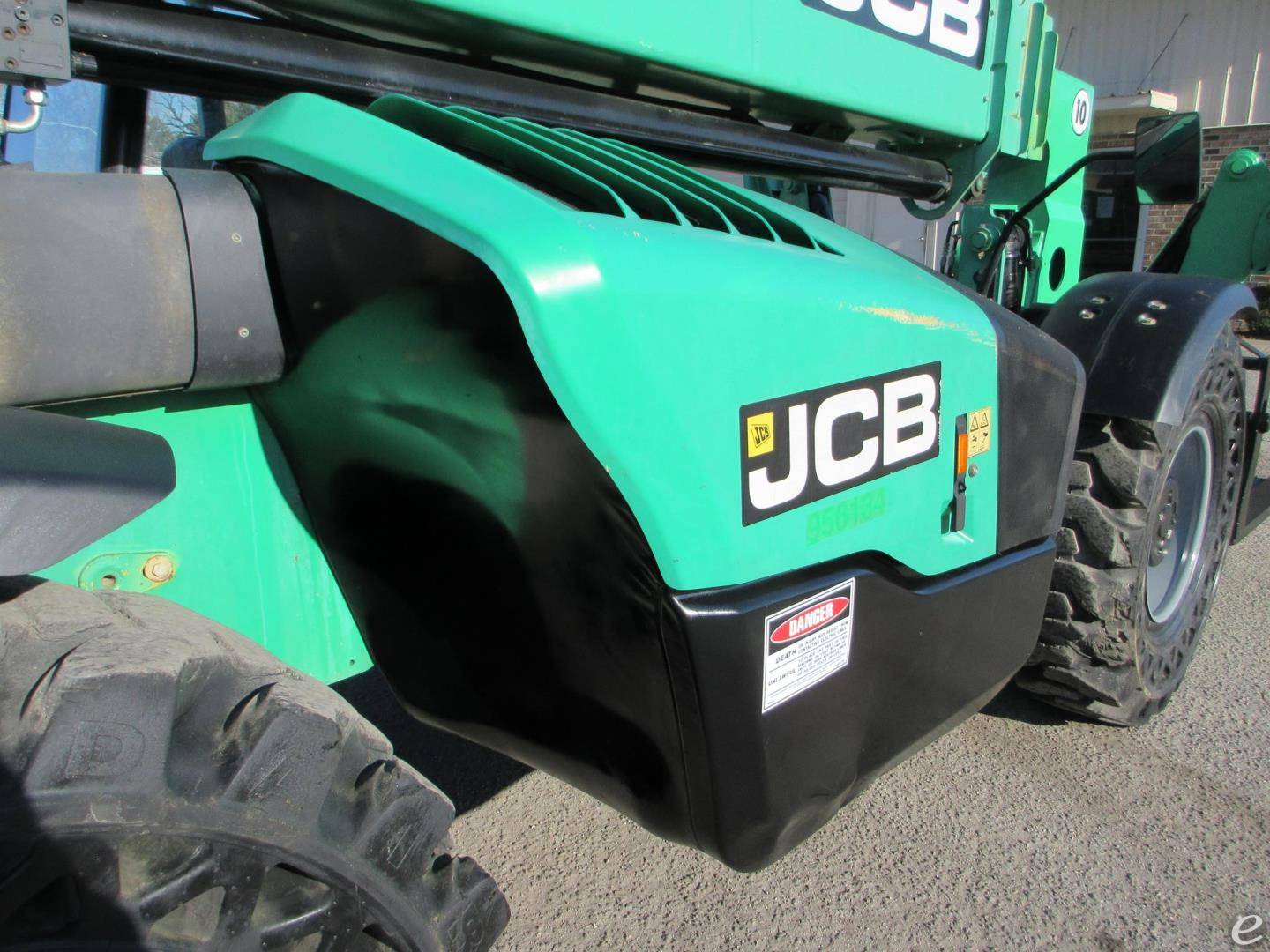 2017 JCB 510-56