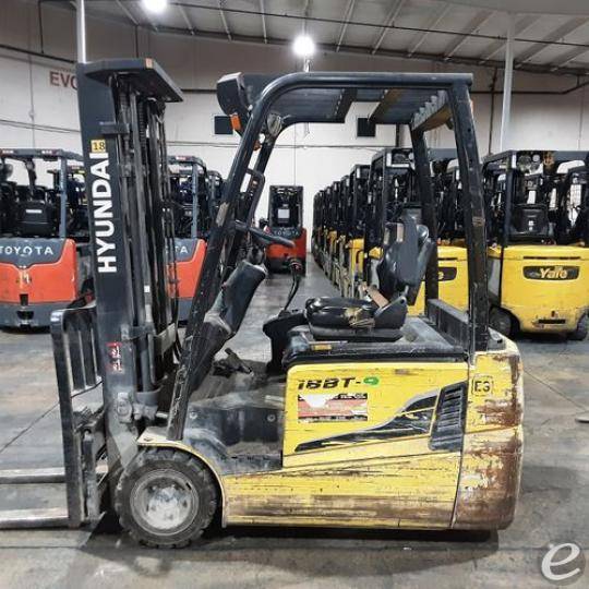 2016 Hyundai 18BT-9 Electric Forklift - 123Forklift