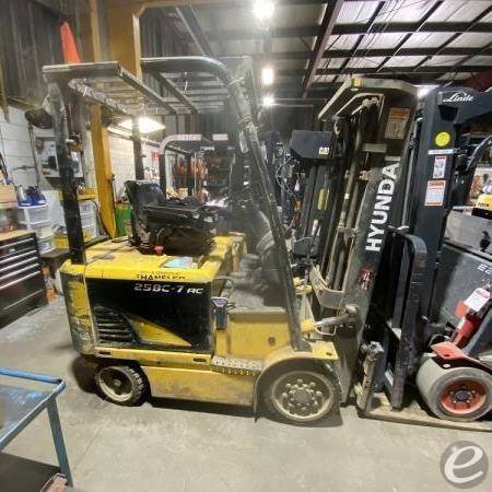 2012 Hyundai 25BC-7 Electric Forklift - 123Forklift