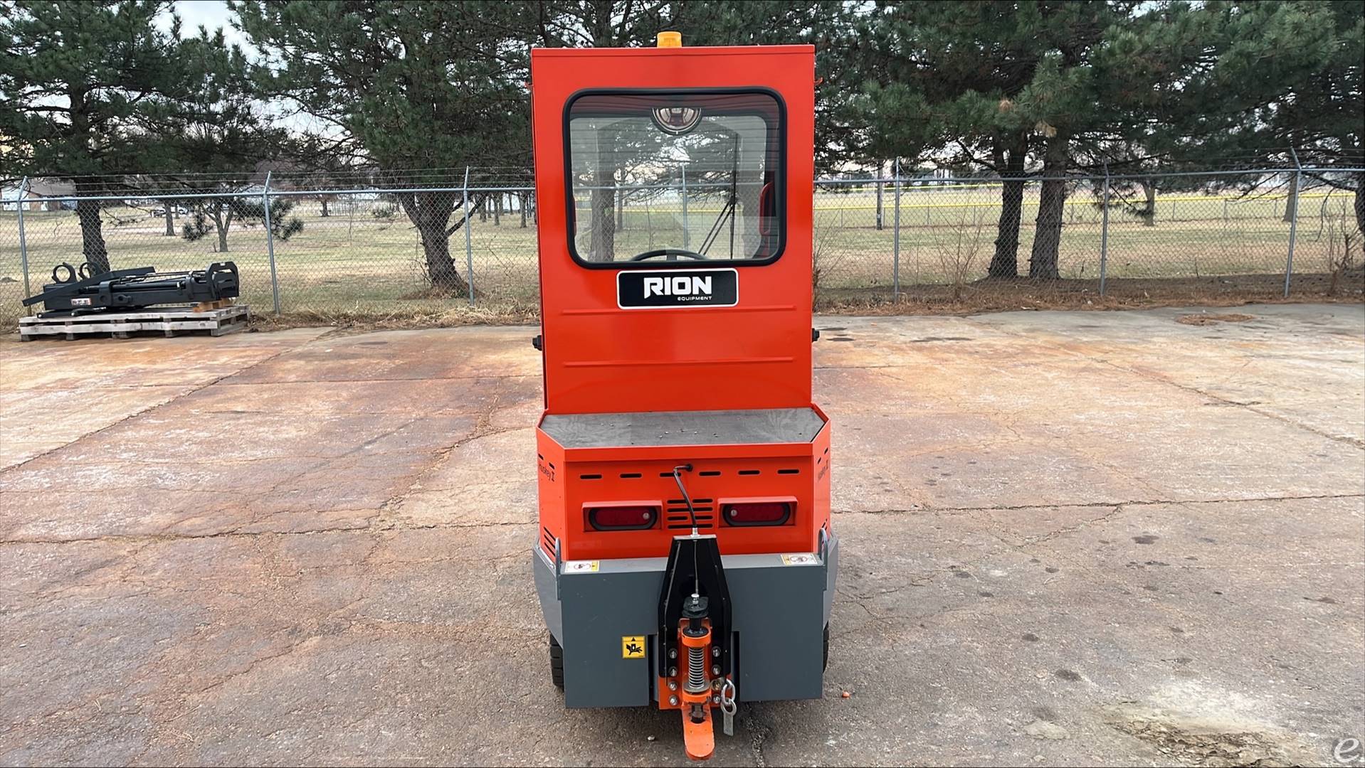 2023 Taylor Dunn C426AC