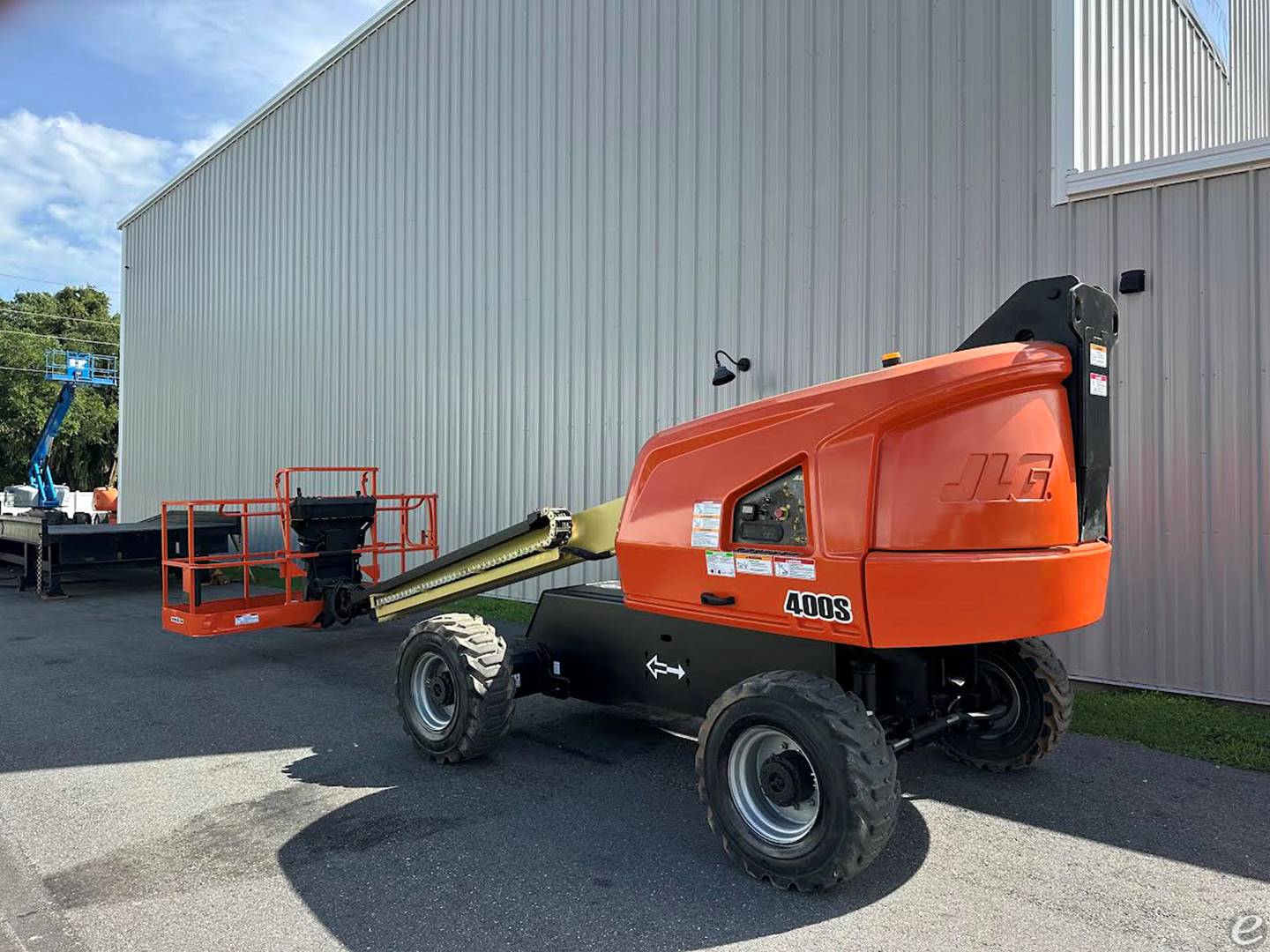 2015 JLG 400S