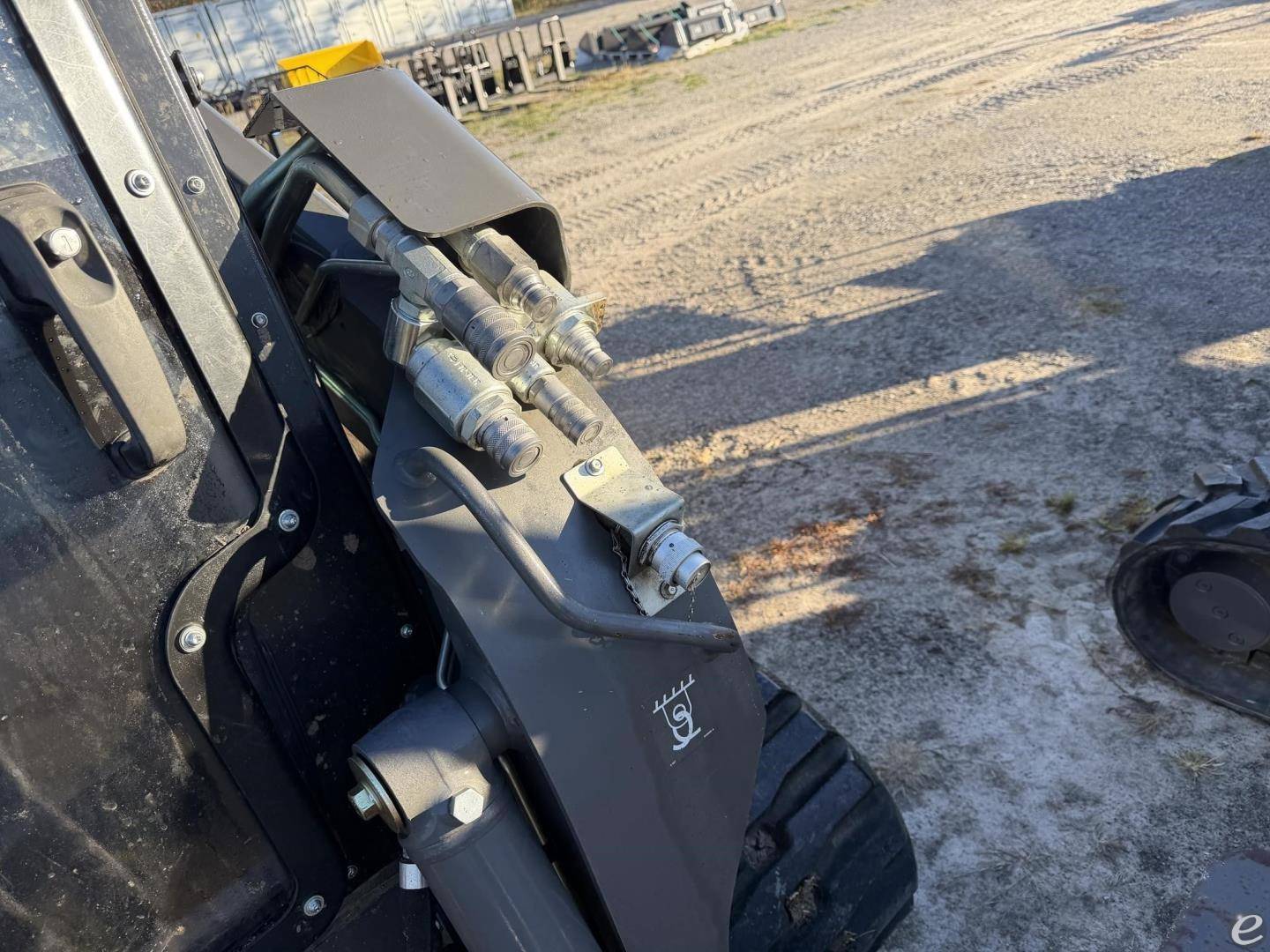 2018 New Holland C232