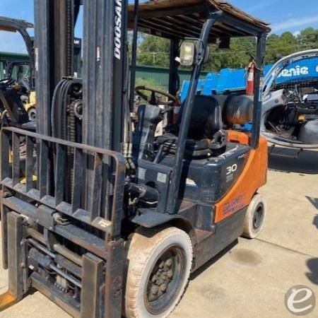 2015 Doosan G30E-5