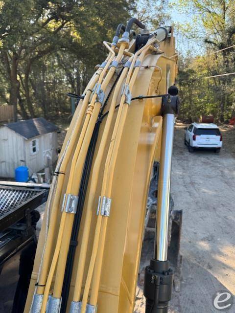 2019 Cat 320