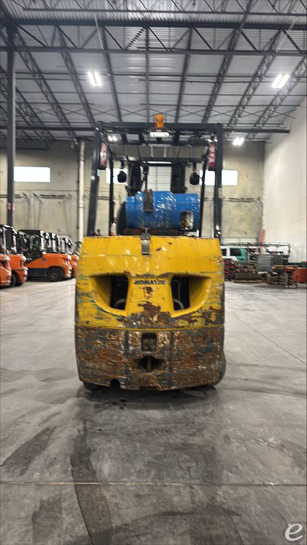 2017 Komatsu FG25ST-16