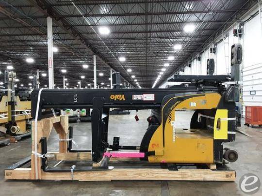 2015 Yale NR045 Electric Reach Truck - 123Forklift