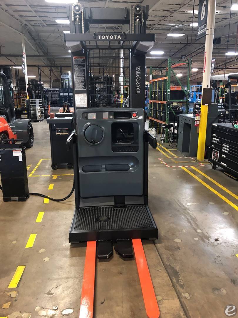 2017 Toyota 7BPUE15240 Electric Forklift - 123Forklift