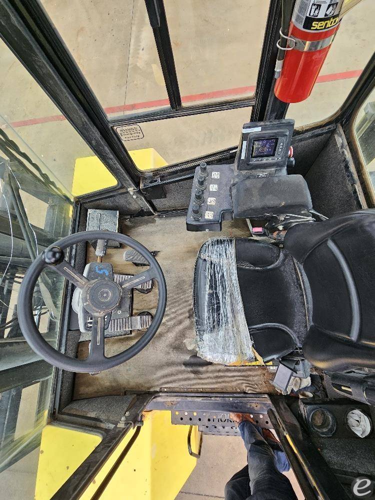 2015 Hoist Liftruck P550