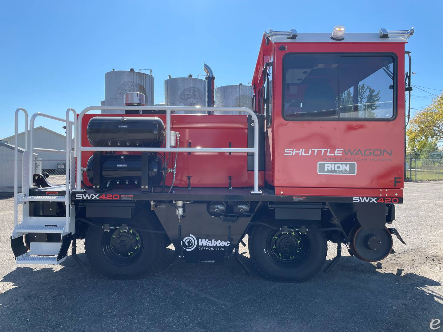 2025 Shuttlewagon SWX420