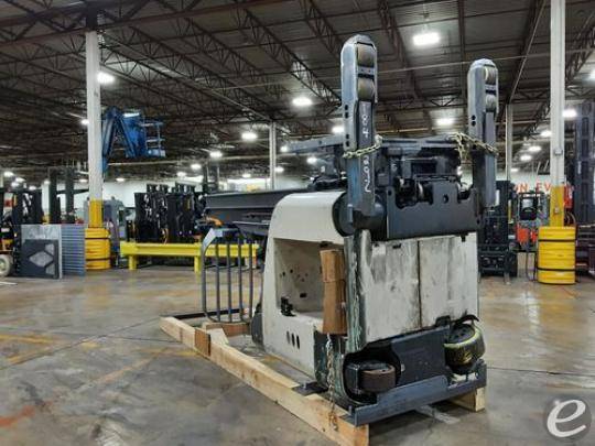 2017 Crown RMD6025-32 Electric Reach Truck - 123Forklift