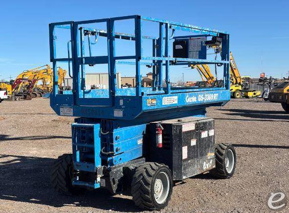 2015 Genie GS-3369 RT Diesel Scissor Lift - 123Forklift