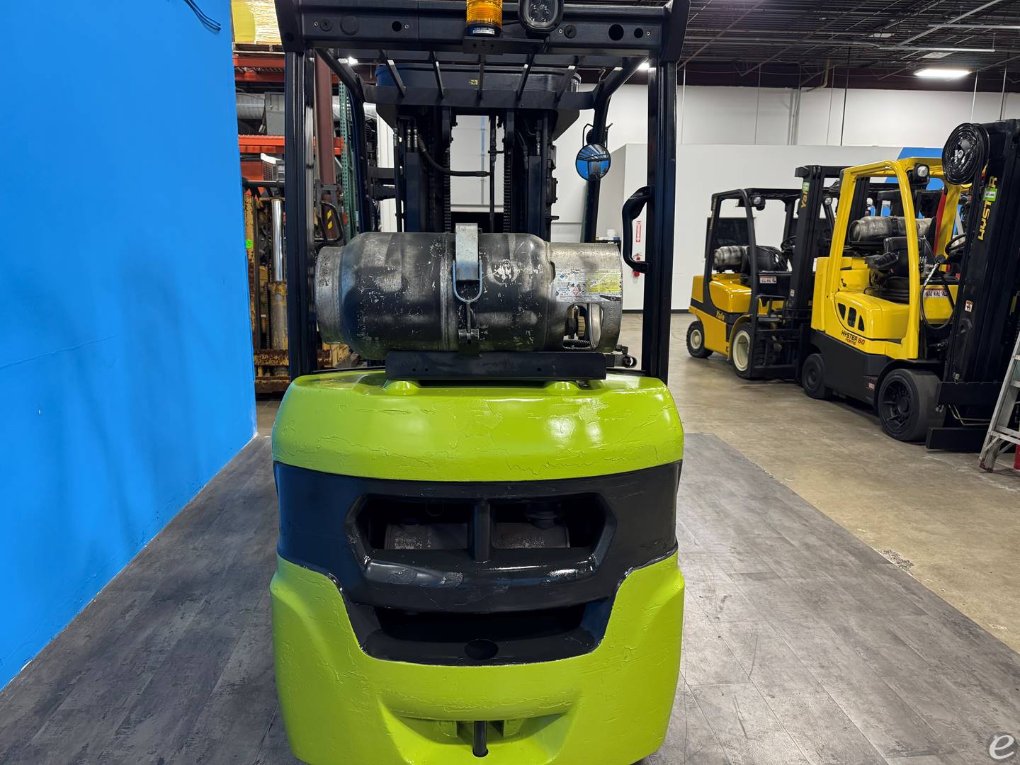 2019 Clark S25CL
