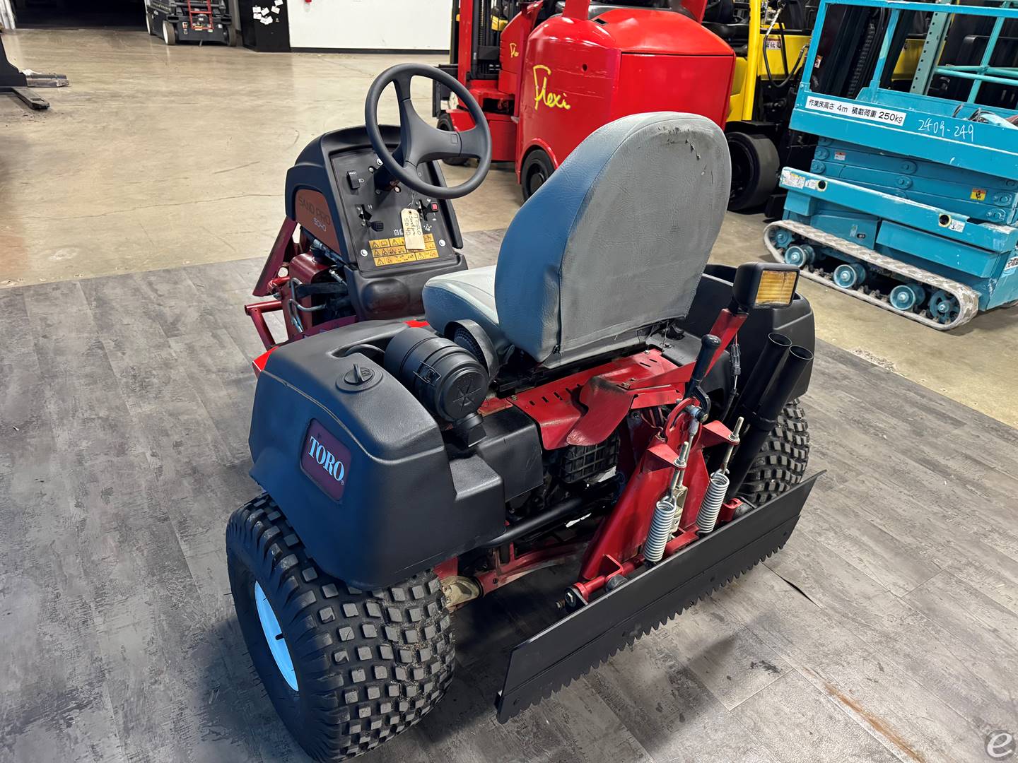2015 Toro SAND PRO 5040