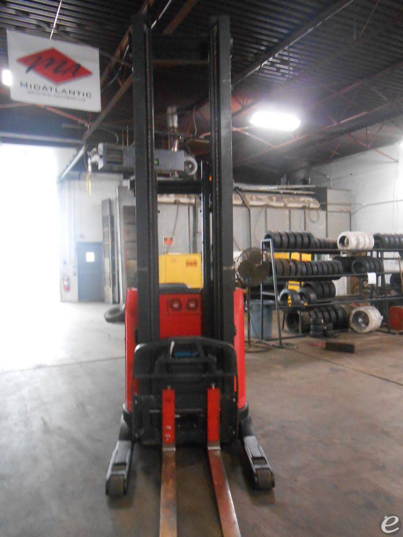 2009 Raymond 7400-R45TT Electric Reach Truck - 123Forklift