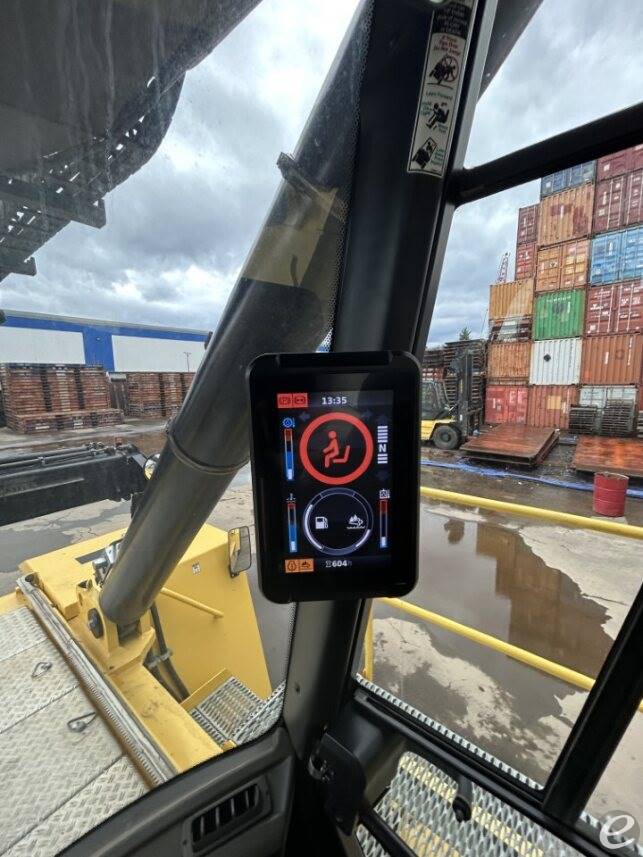 2023 Hyster RS46-33 Reachstacker Container Handler