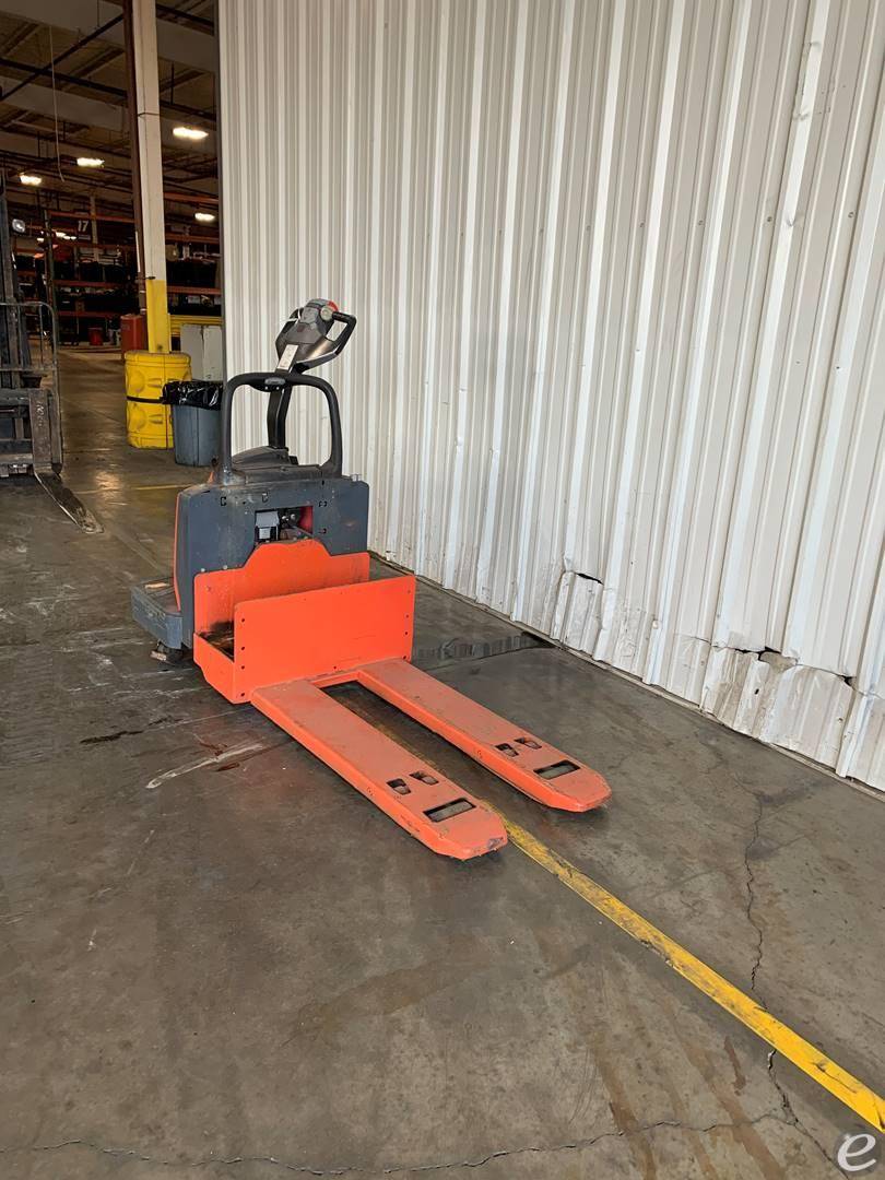 2015 Toyota 8HBE30 Electric Forklift - 123Forklift