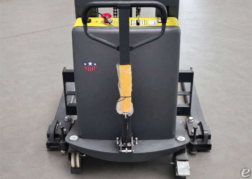 2025 Lift Hero CDD15-E1CB
