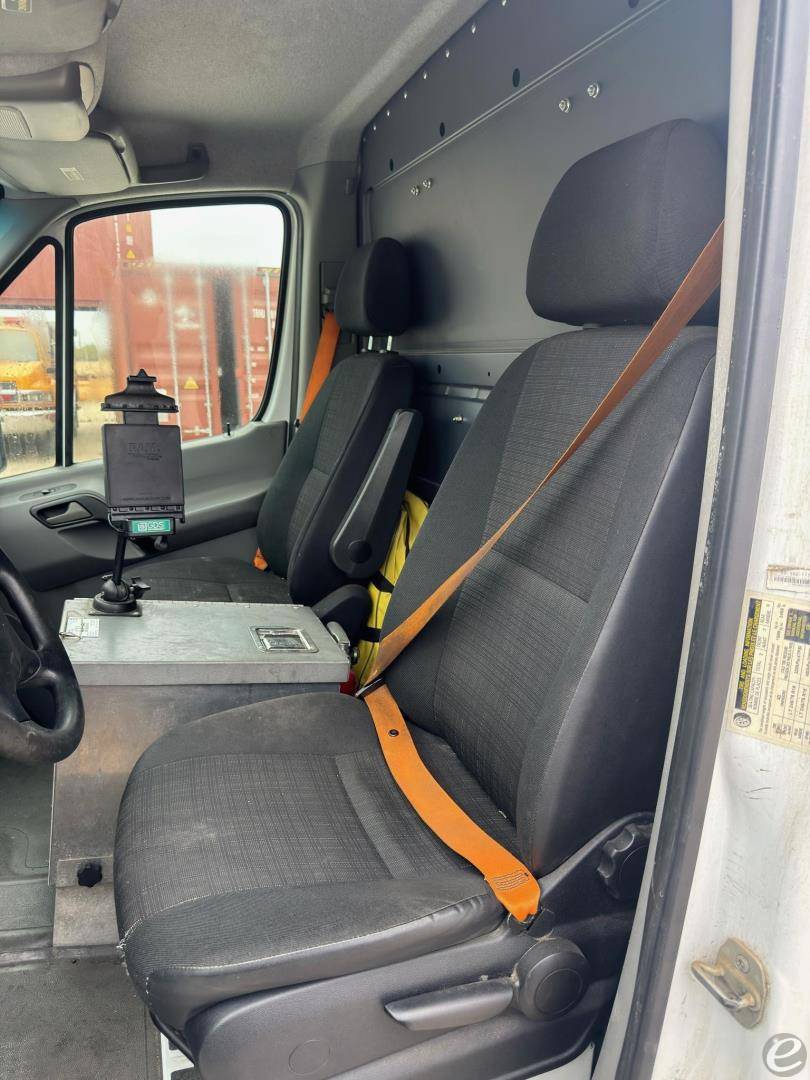 2014 Freightliner SPRINTER 2500