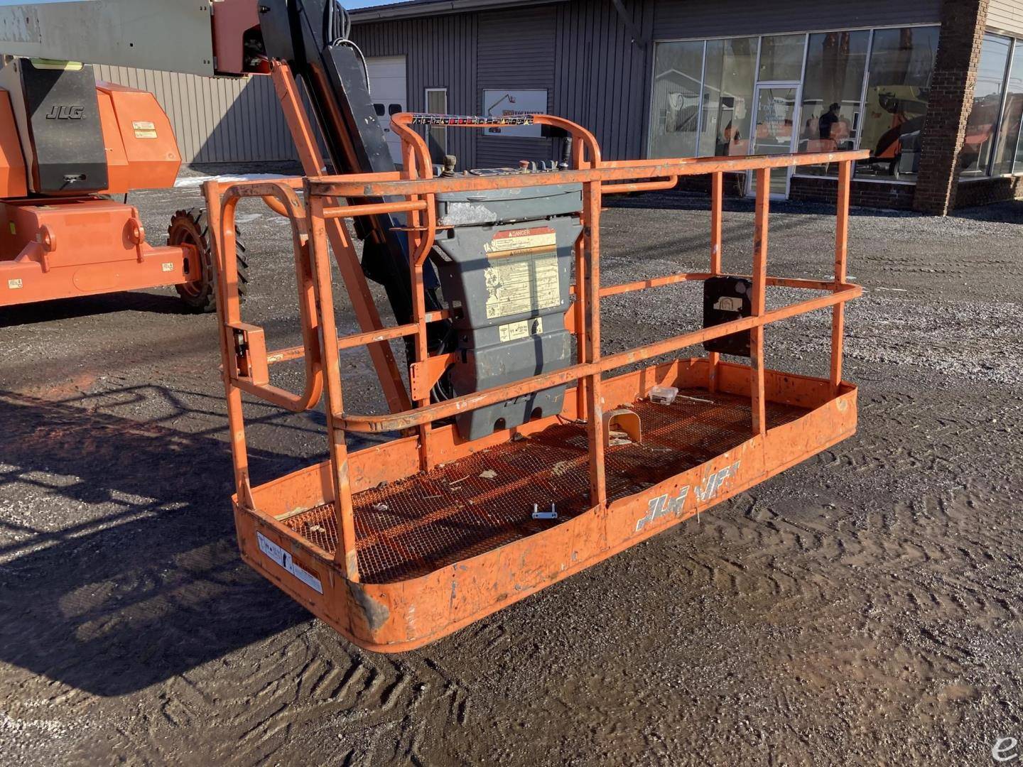 2015 JLG 800AJ