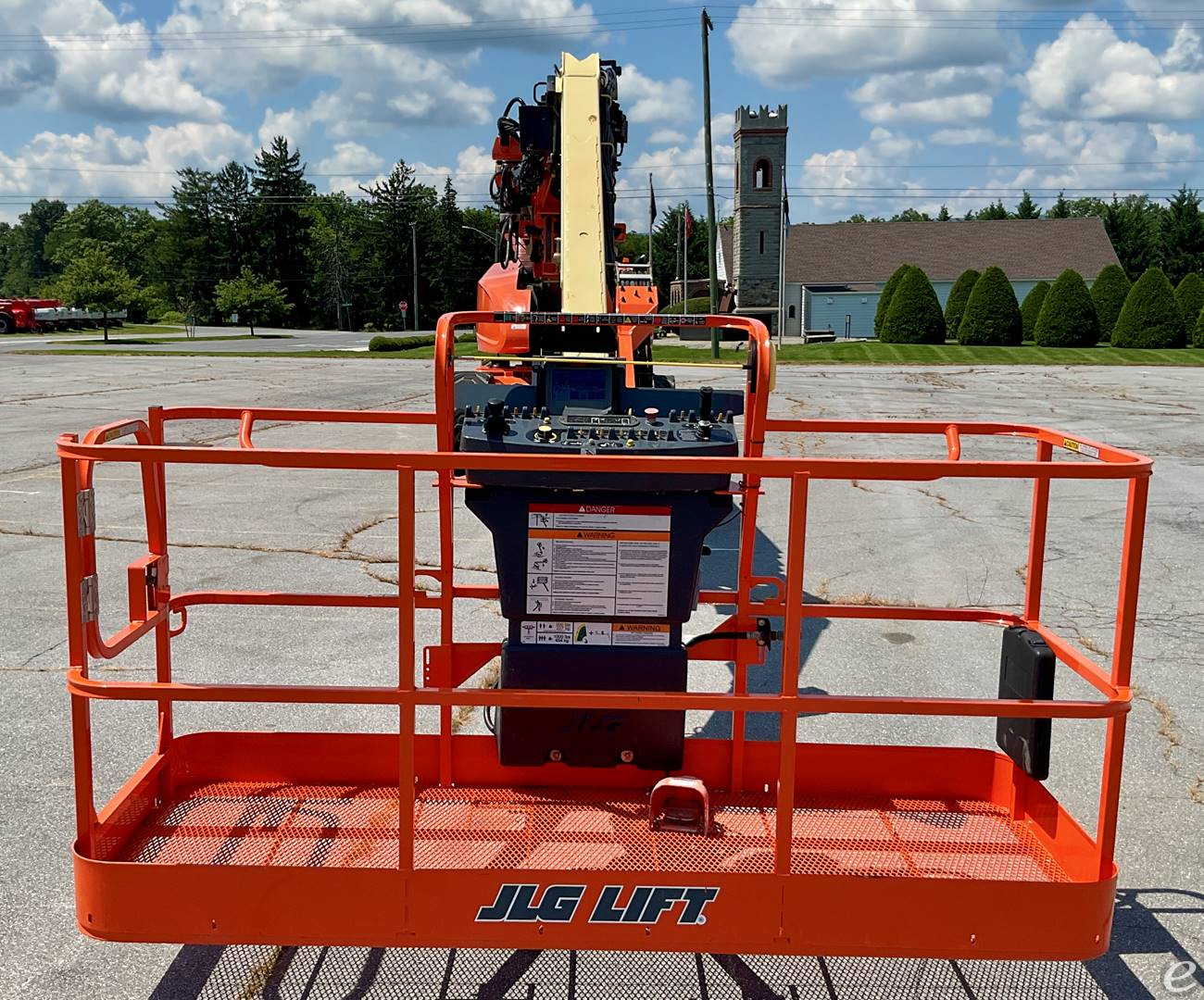 2017 JLG 1850SJP