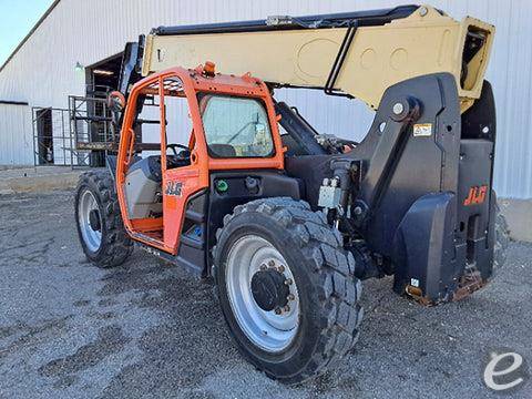 2018 JLG 943